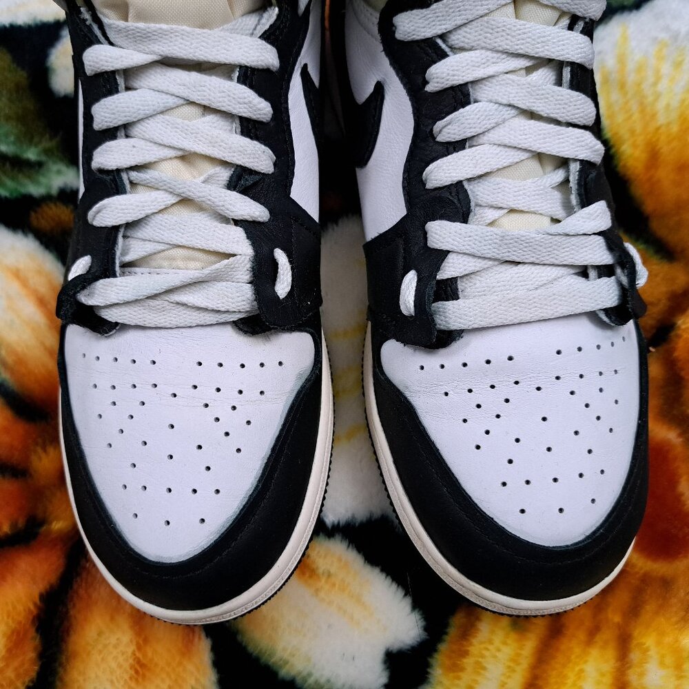 %Air Jordan 1 Retro High White Volt Size GS 6Y / 7.5 Women AJ24 - Picture 11 of 12